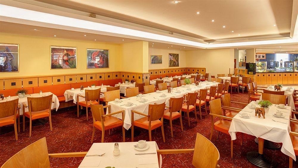 Abacus Tierpark Hotel Berlin Exterior photo