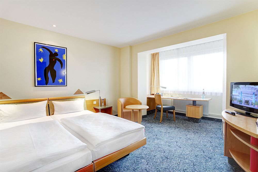 Abacus Tierpark Hotel Berlin Room photo