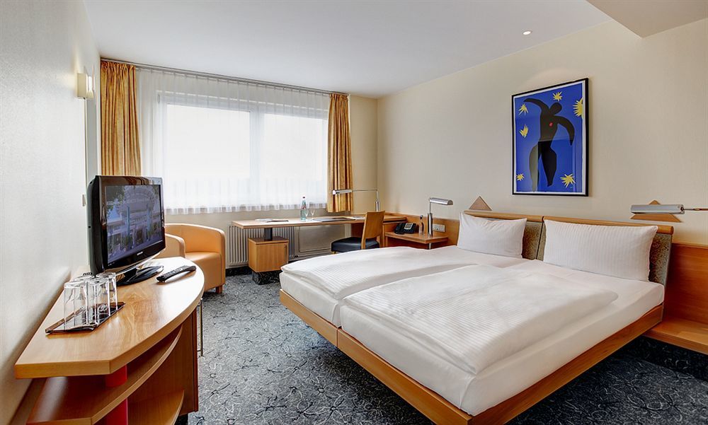 Abacus Tierpark Hotel Berlin Exterior photo