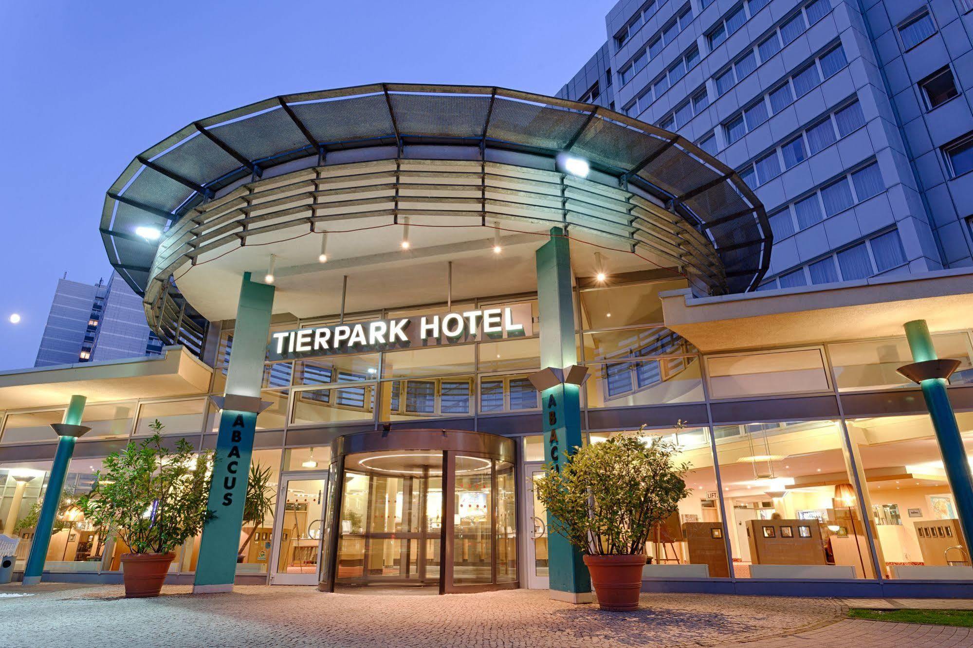 Abacus Tierpark Hotel Berlin Exterior photo