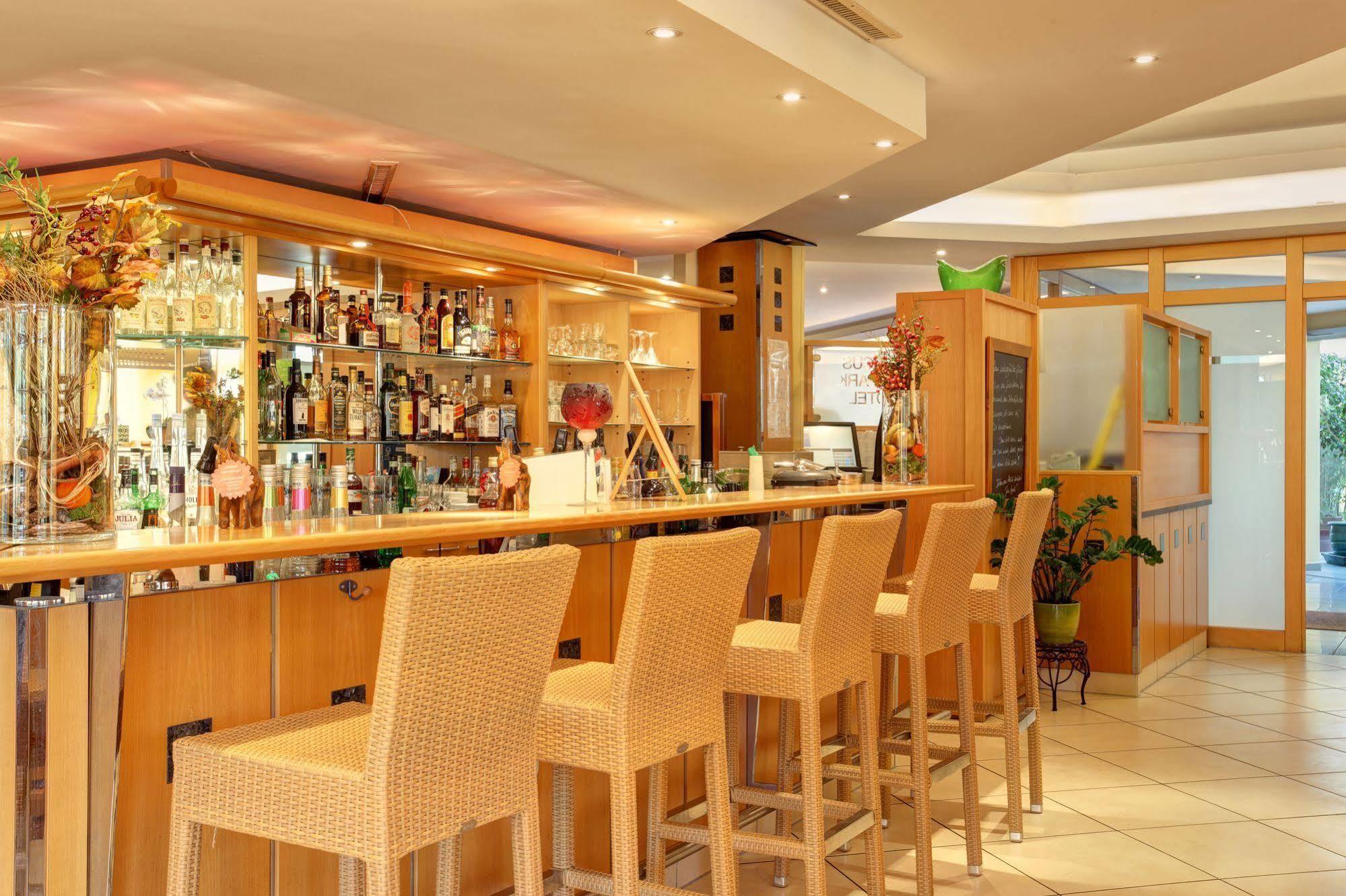 Abacus Tierpark Hotel Berlin Exterior photo