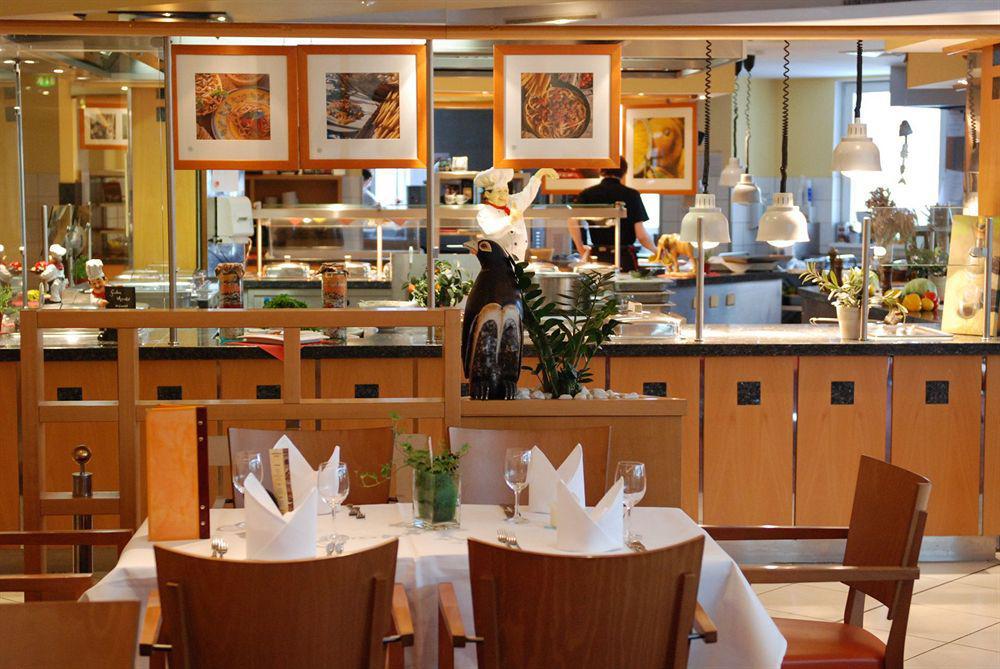 Abacus Tierpark Hotel Berlin Exterior photo